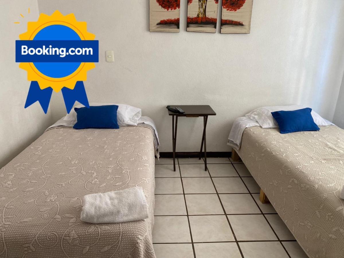 فيلا Casa Ejecutivo Zona Iteso Bahia De Acapulco غوادالاجارا المظهر الخارجي الصورة